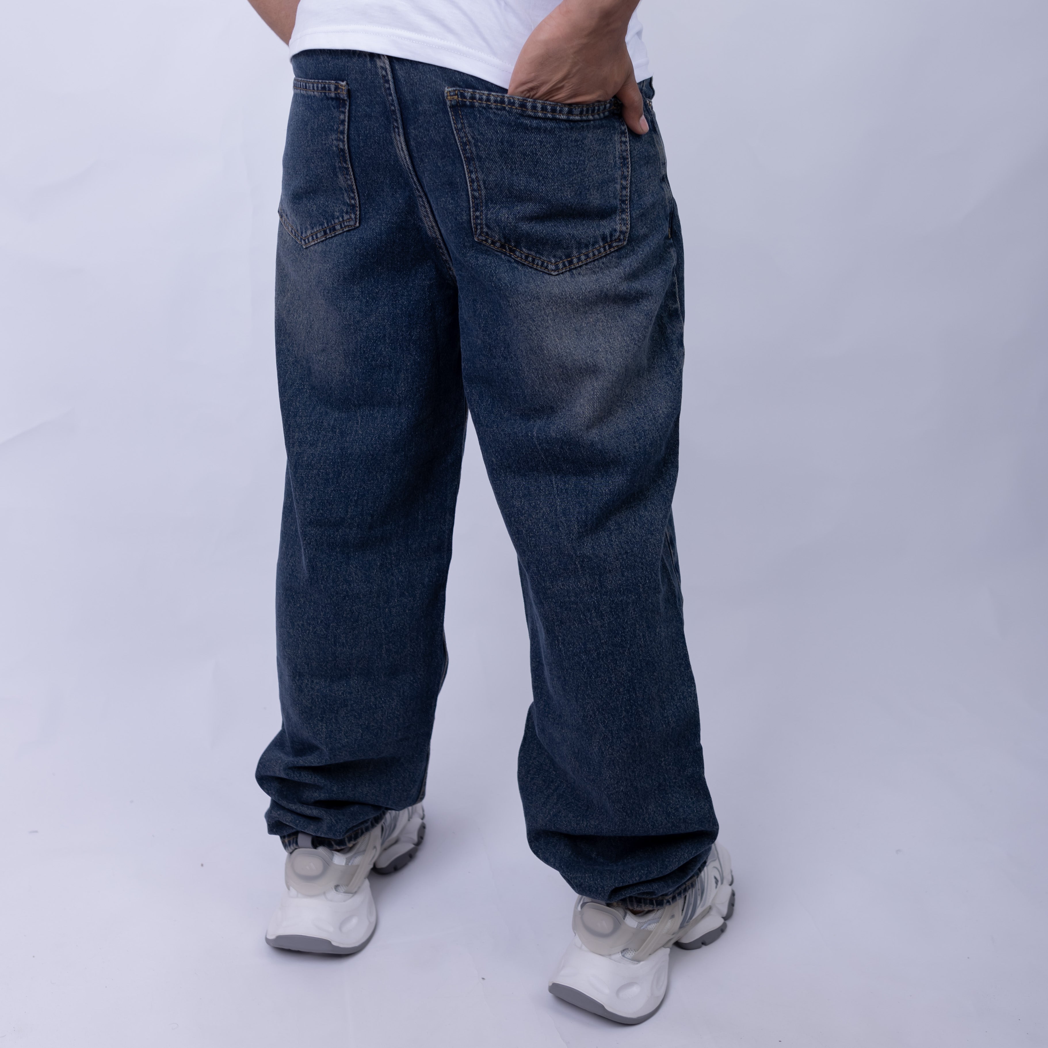 Baggy Wide-Leg Washed Denim Jeans MYLO