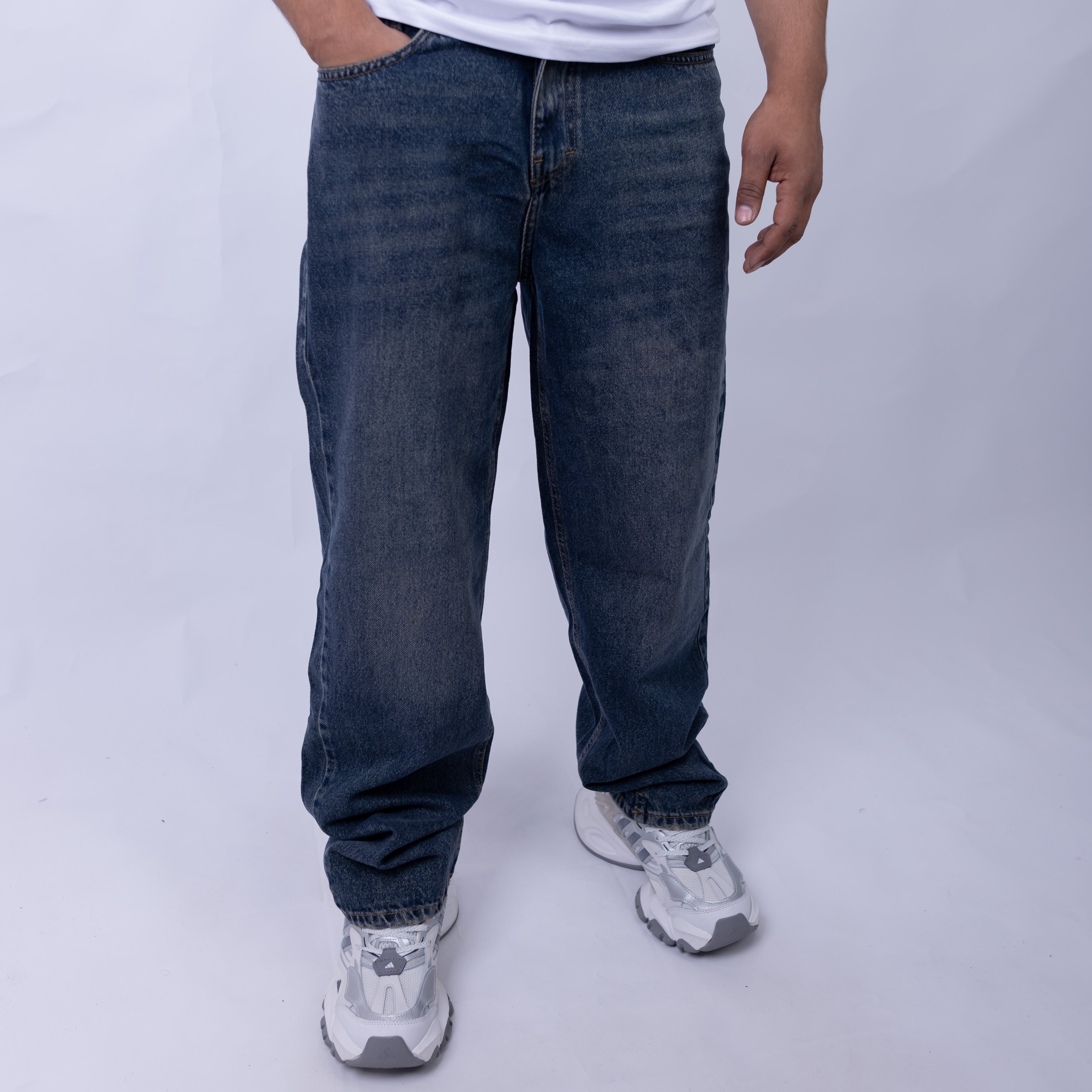 Baggy Wide-Leg Washed Denim Jeans MYLO