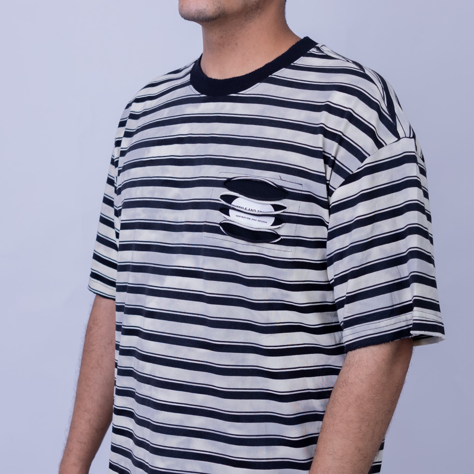 Oversized Men's Cotton Striped Pocket Contrast Collar Round Neck T-Shirt