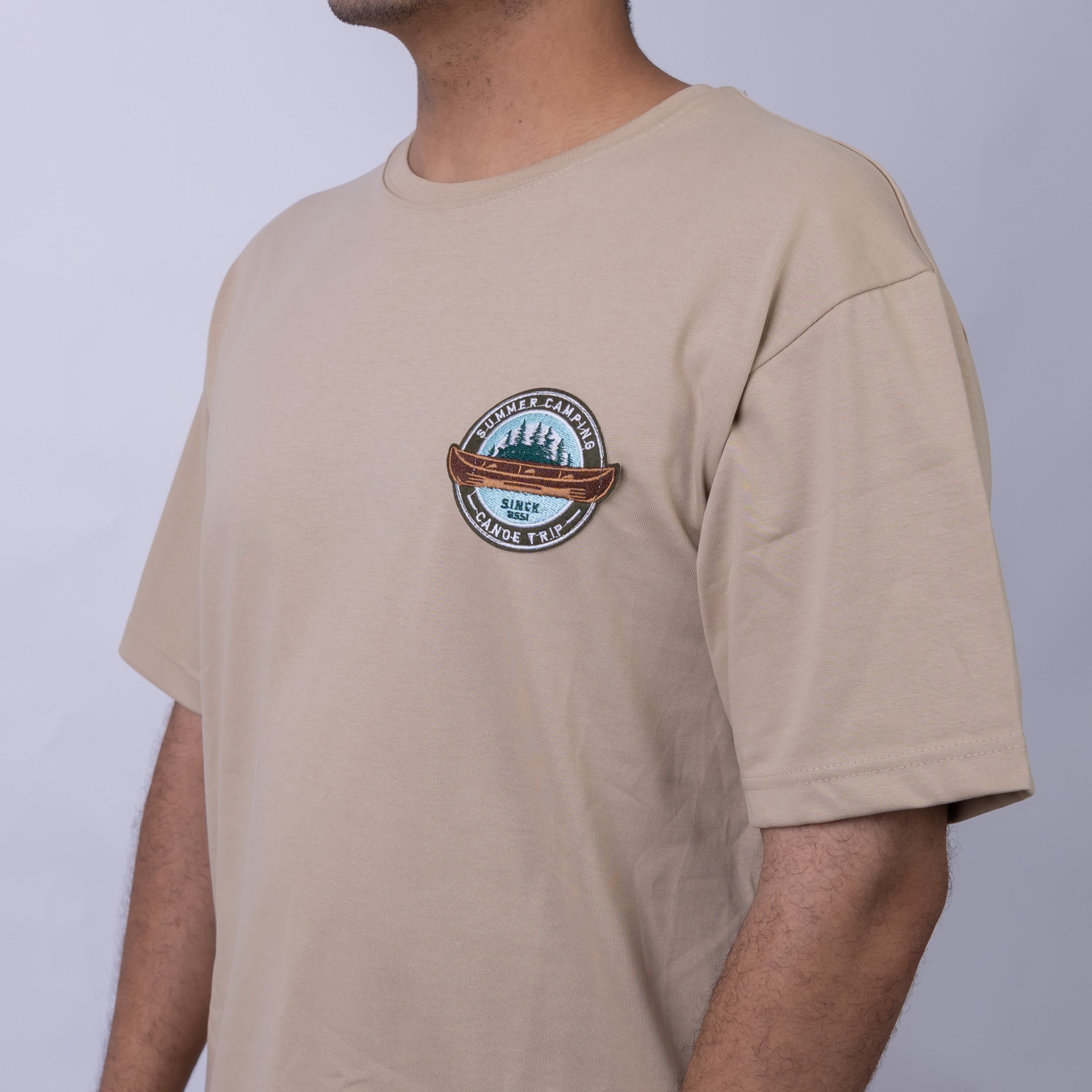 Giovane Loose Fit Men's Cotton Embroidered Badge Round Neck T-Shirt